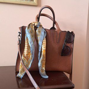 Silk scarf gold and grey with horse